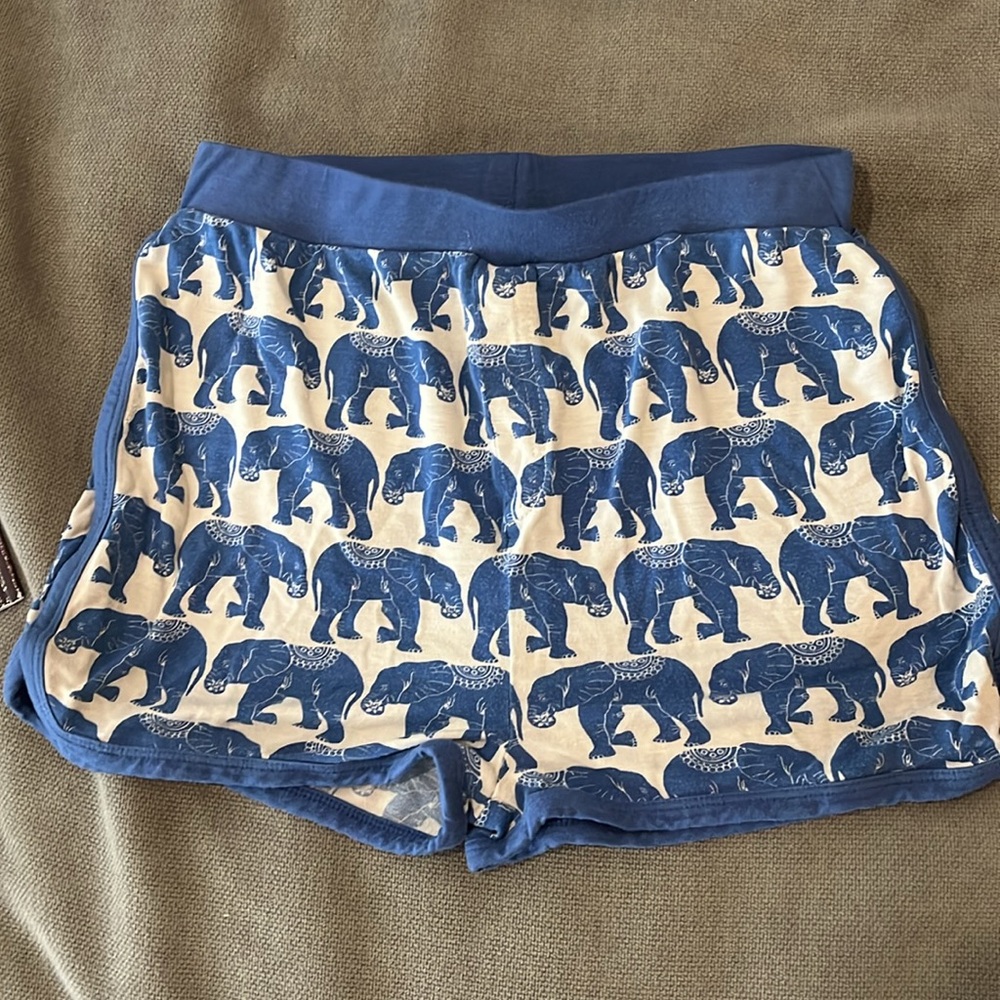 Elephant Print Lounge Shorts in Navy and Tan